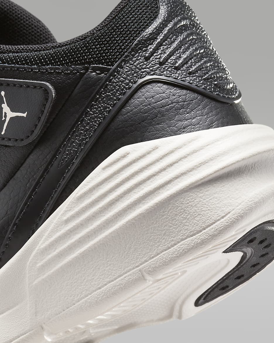 Jordan Max Aura 5 Younger Kids Shoes. Nike UK